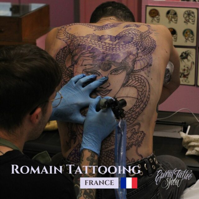 Romain Tattooing - Atelier privé - France (4)